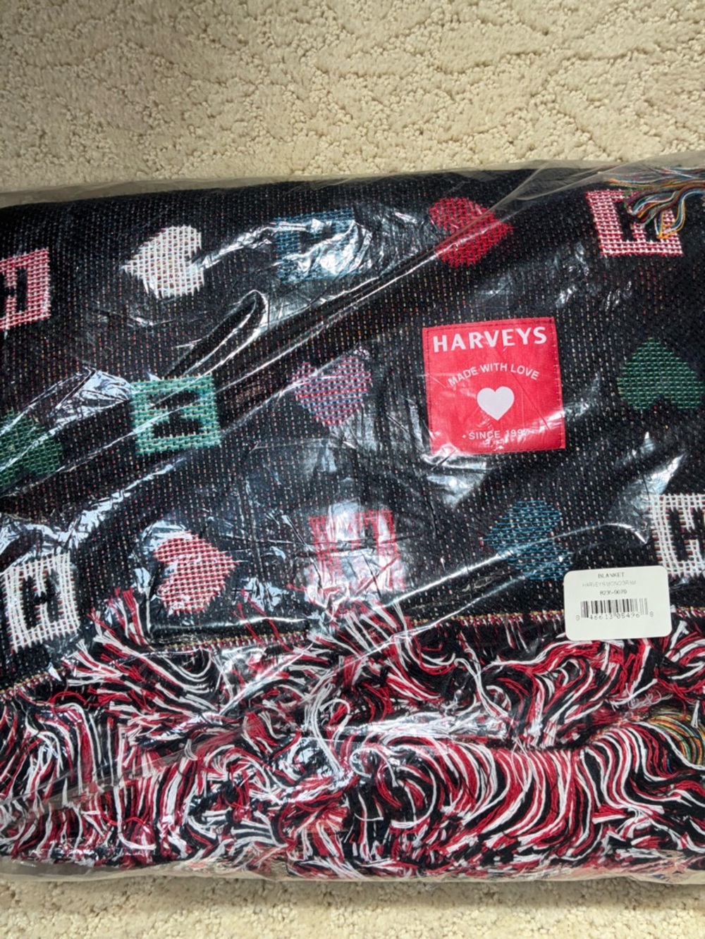Harvey’s seatbelt bags blanket